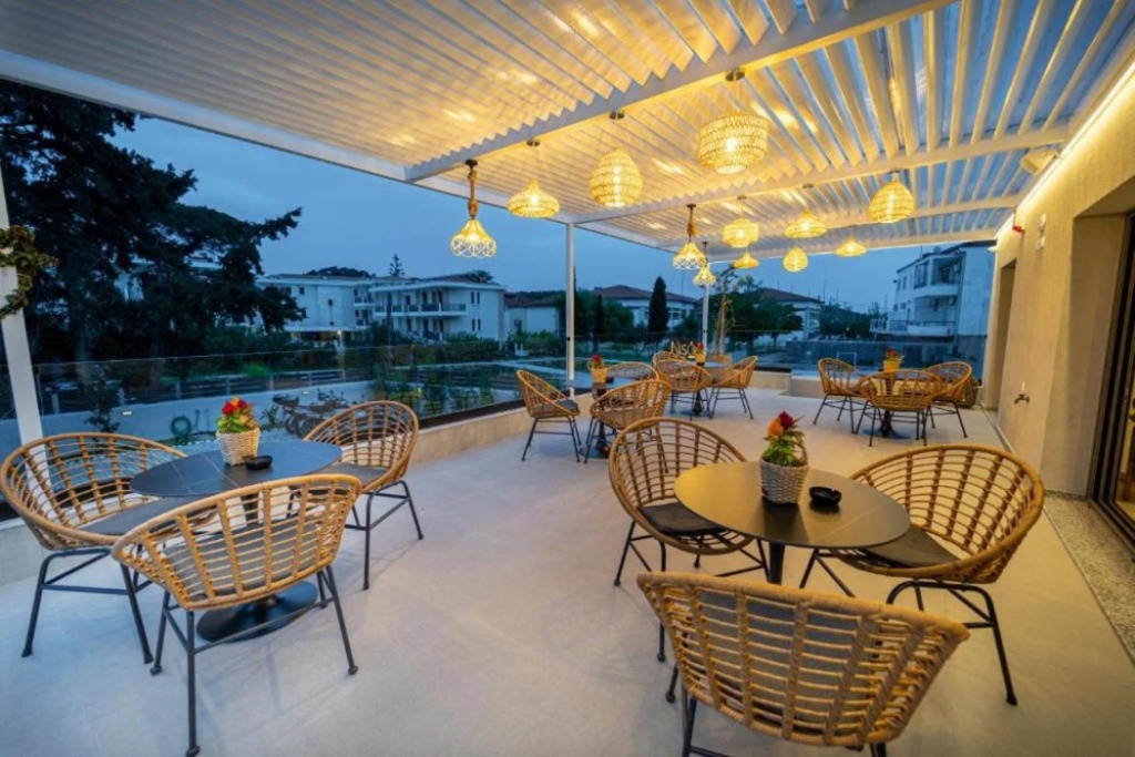 Niso Skiathos