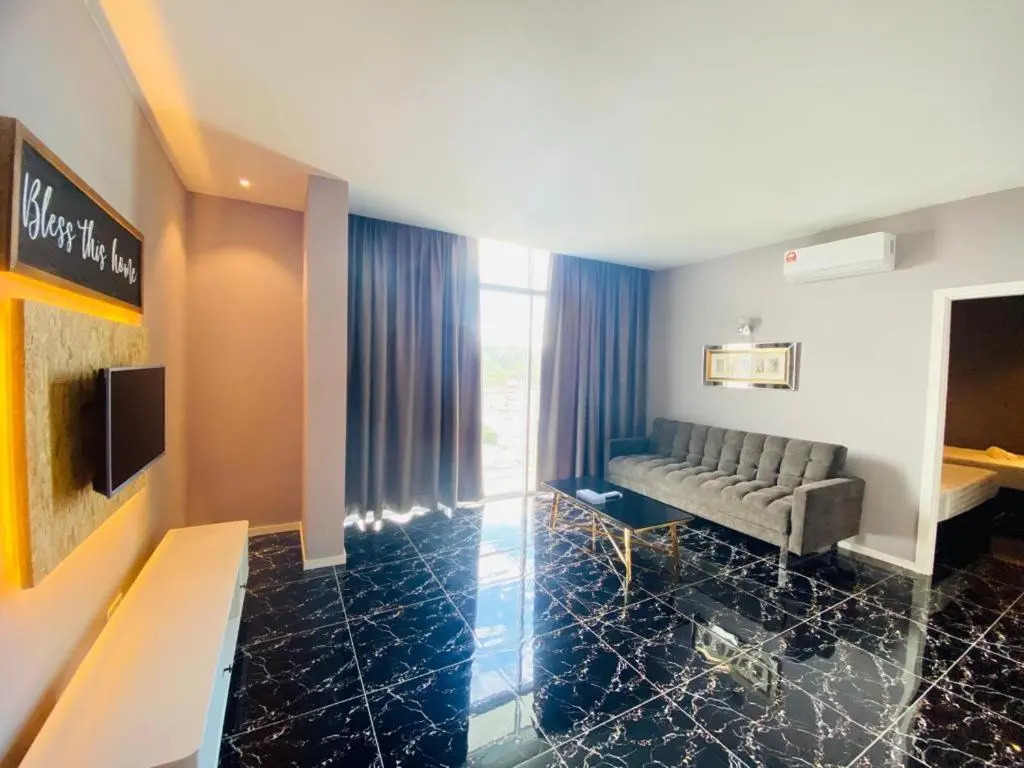Stirling Suites Hotel &  Serviced Apartment