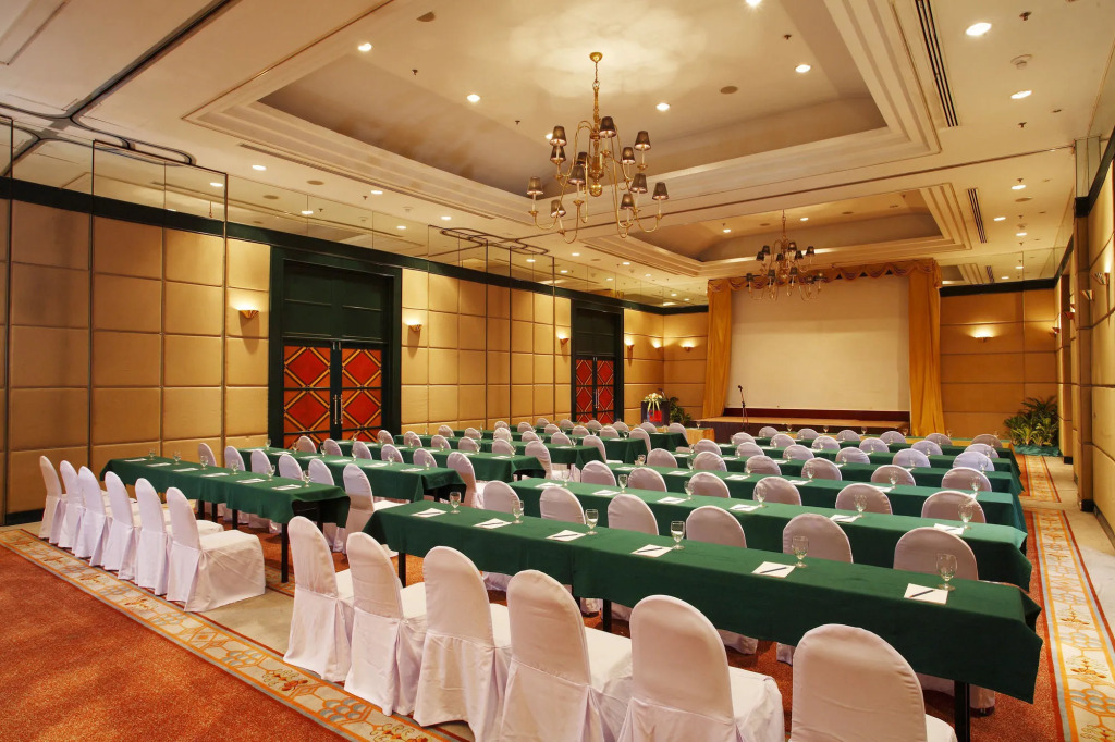 Centara Hotel Hat Yai