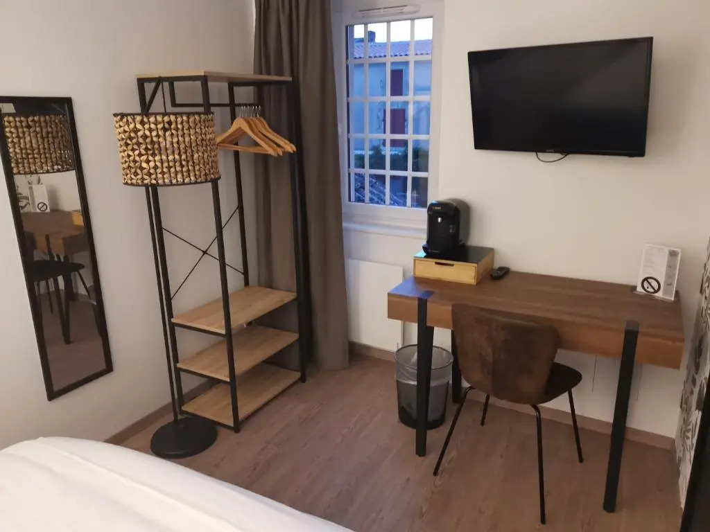 Logis Le Relais du Chapeau Rouge