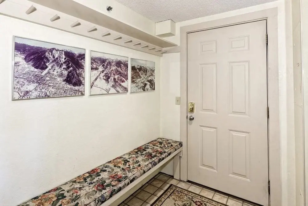 55 Upper Woodbridge Rd Unit F-4 - 3 Br condo by RedAwning