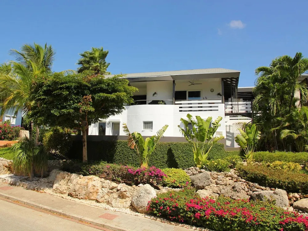 Luxurious Villa in Willemstad With Private Pool