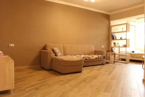 1 BR Apartment Republic Square