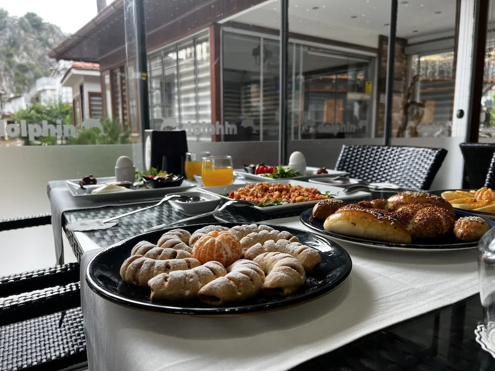 SARIGERME NEW GATE HOTEL