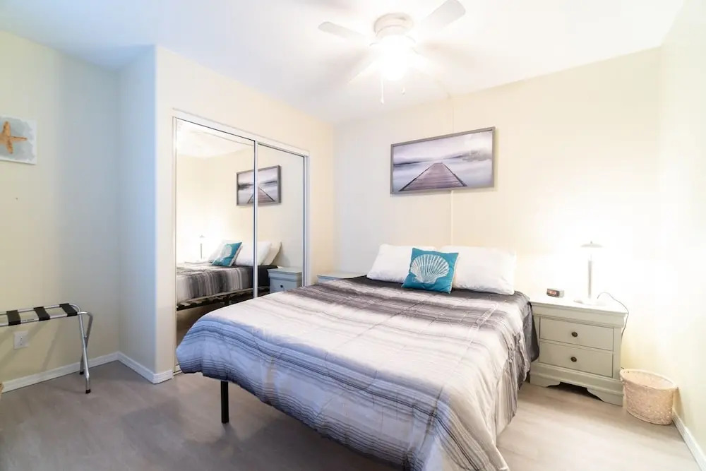 Waters Edge 208 2 Bedroom Condo