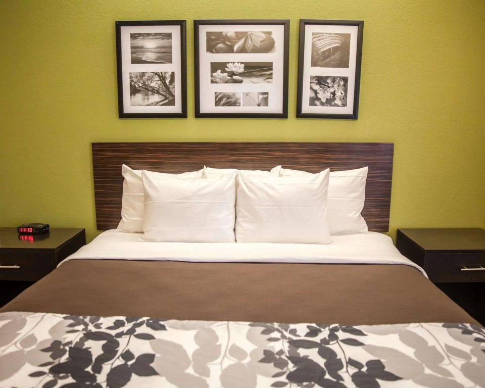 Sleep Inn & Suites
