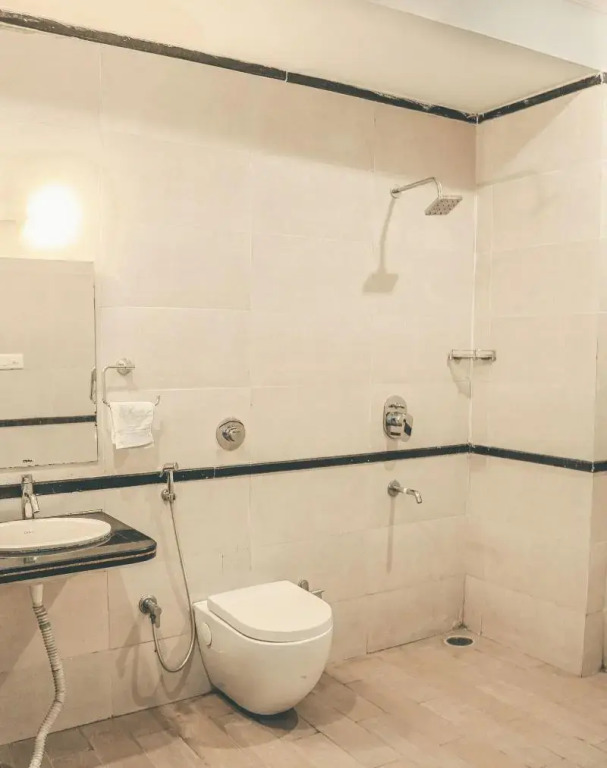 Mannat Udaipur Lakeview Boutique