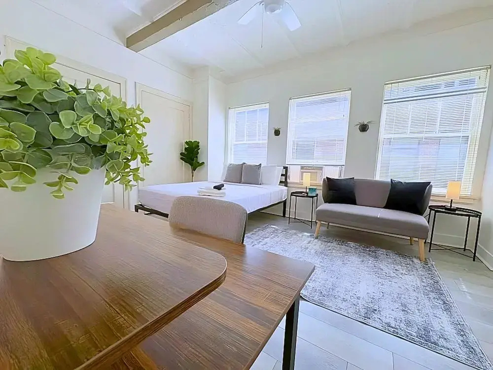 Cozy Gold Coast Studio - SP 1203