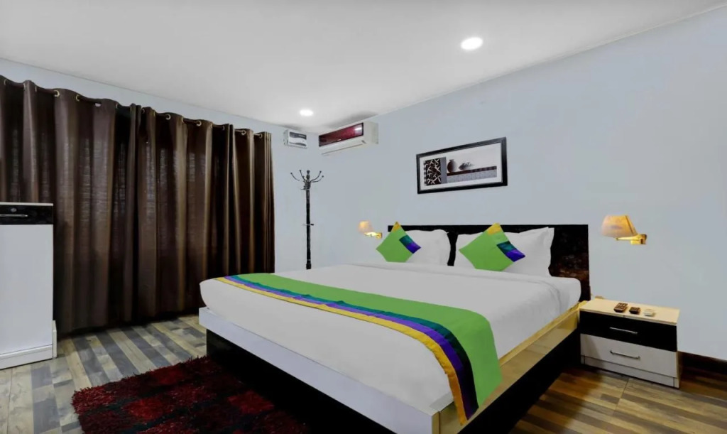 Treebo Trend Plaza Inn