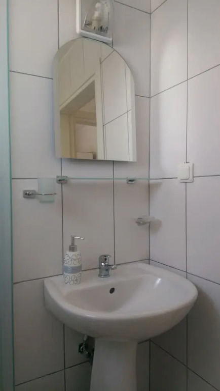 Zuzu's Kitchen & Apartments