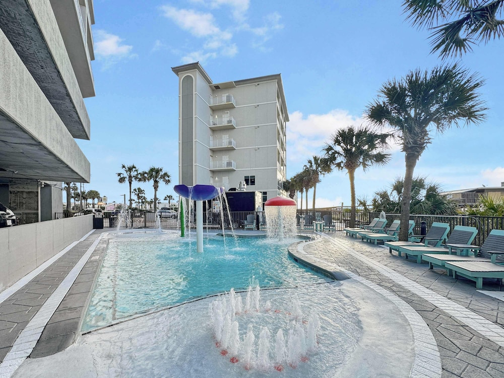 Seawind 1507 Oceanfront
