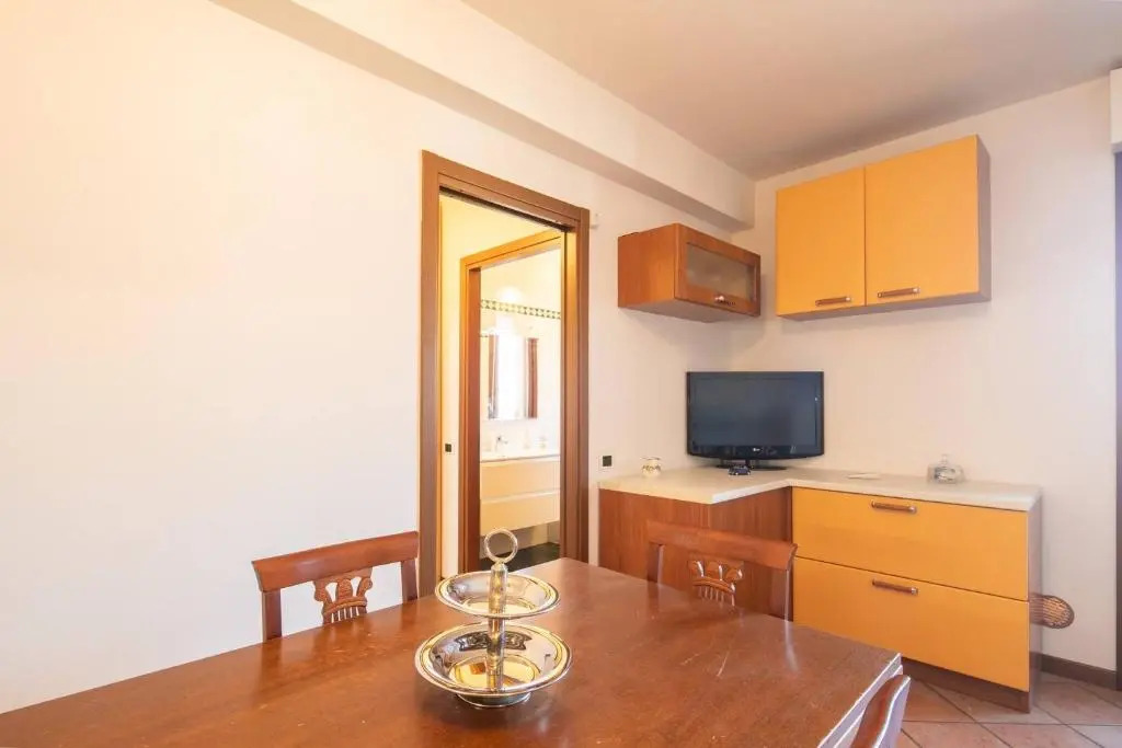 Suite a Prato con 2 Balconi