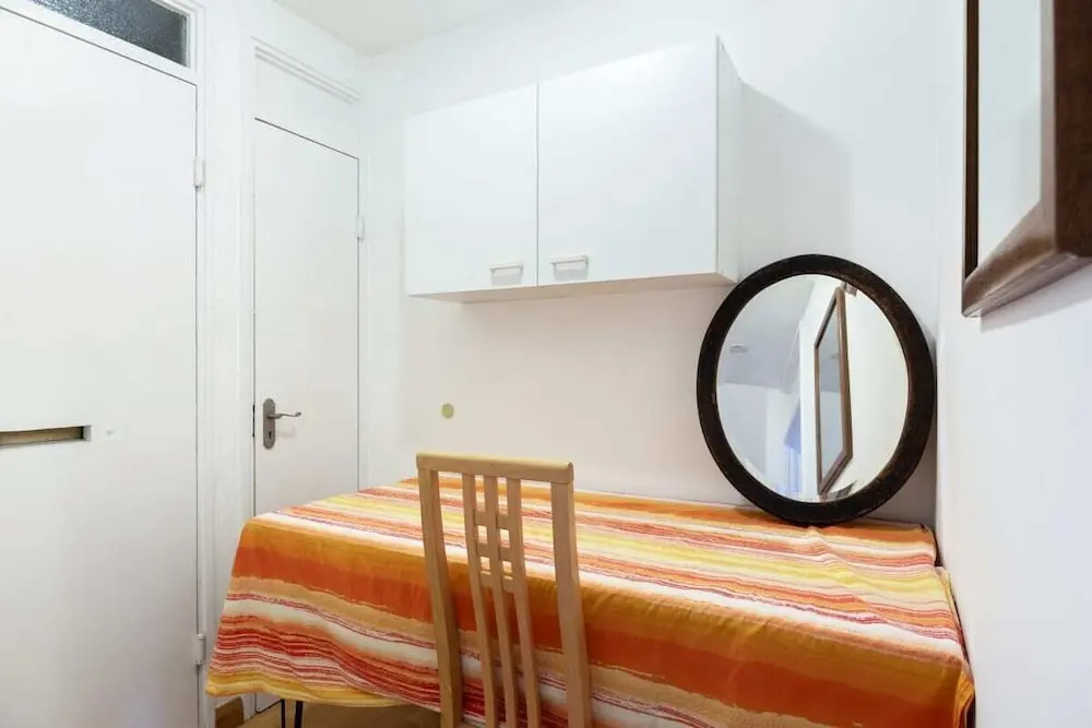 Modern & Spacious 2-bedroom House in Fulham