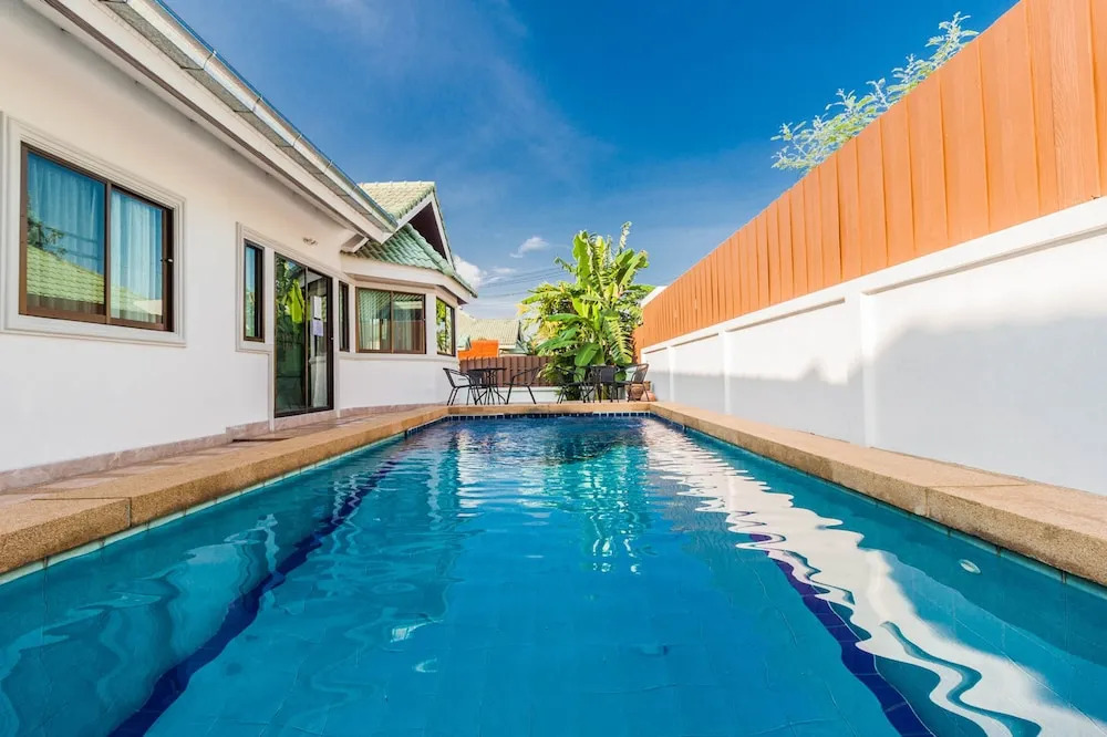 Baan Plaifun Pool Villa By Pinky