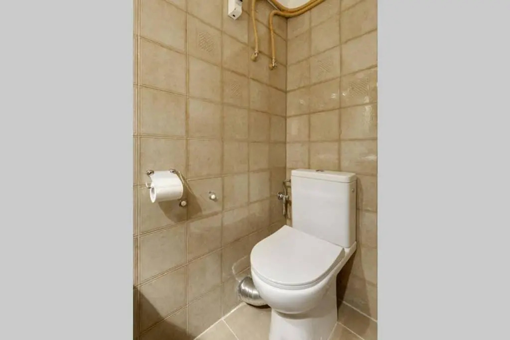 Spacious stylish studio up to 4ppl close to centre