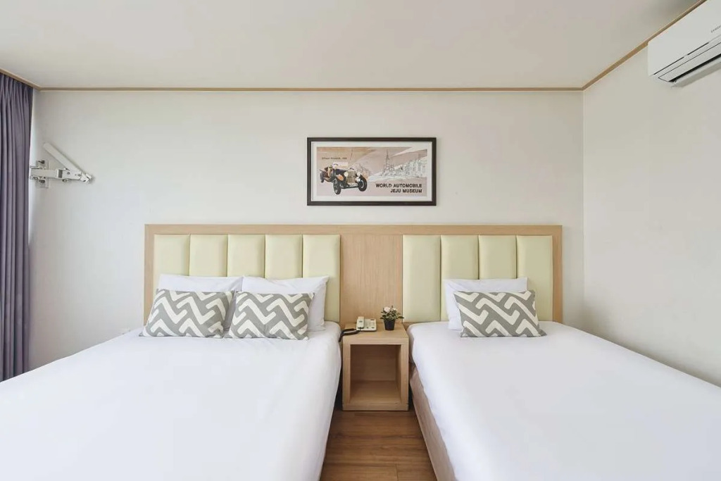 Shin Shin Hotel Jeju City