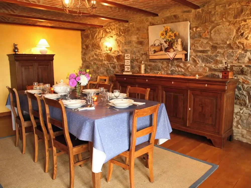 Historic Hideaway in Exbomont