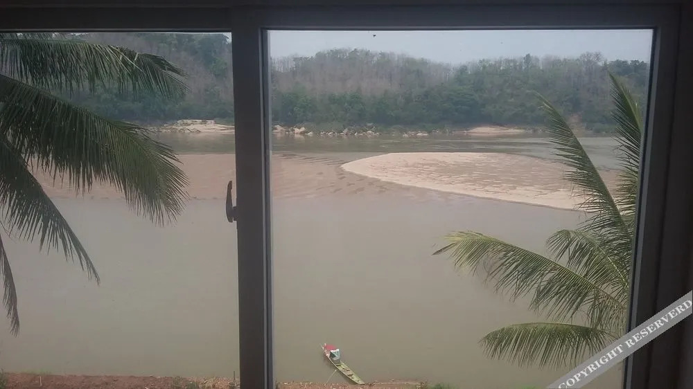 Sengmany Riverside Hotel
