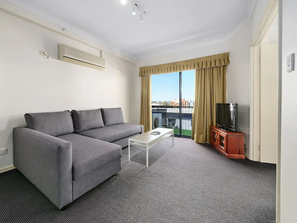 Starwest Apartments Alderney On Hay