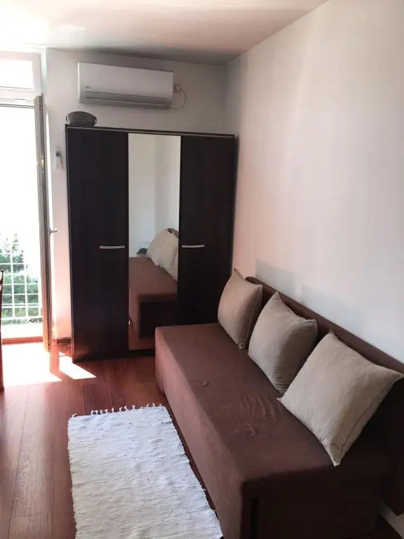 Mellitus Studio Apartment