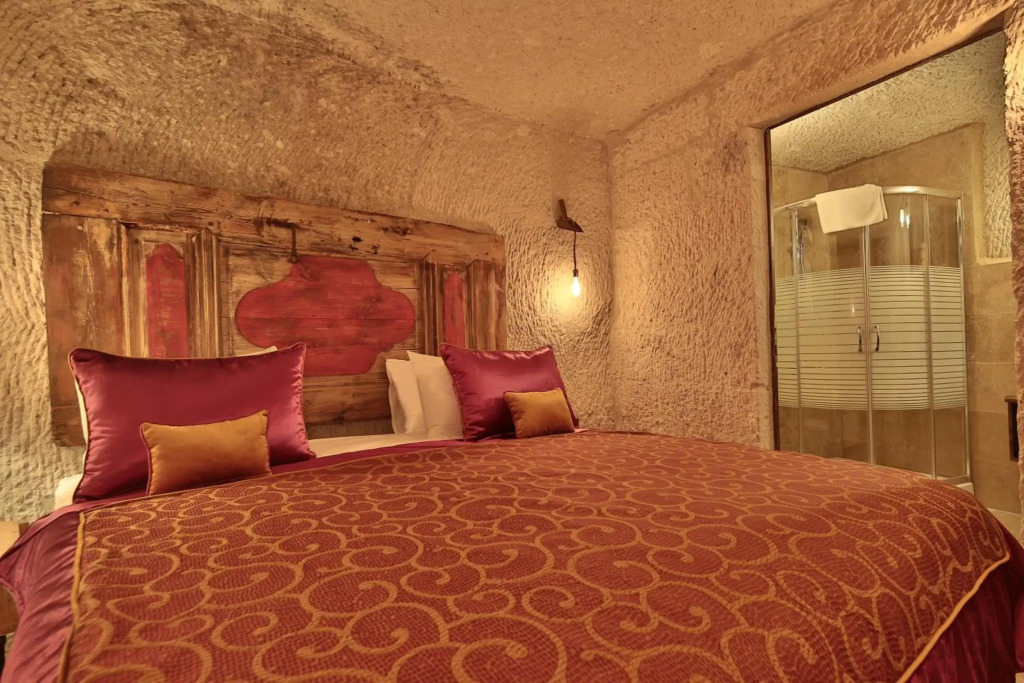 The Owl Cave Hotel