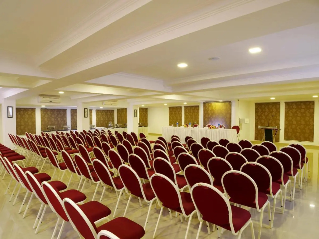 Iswarya Residency