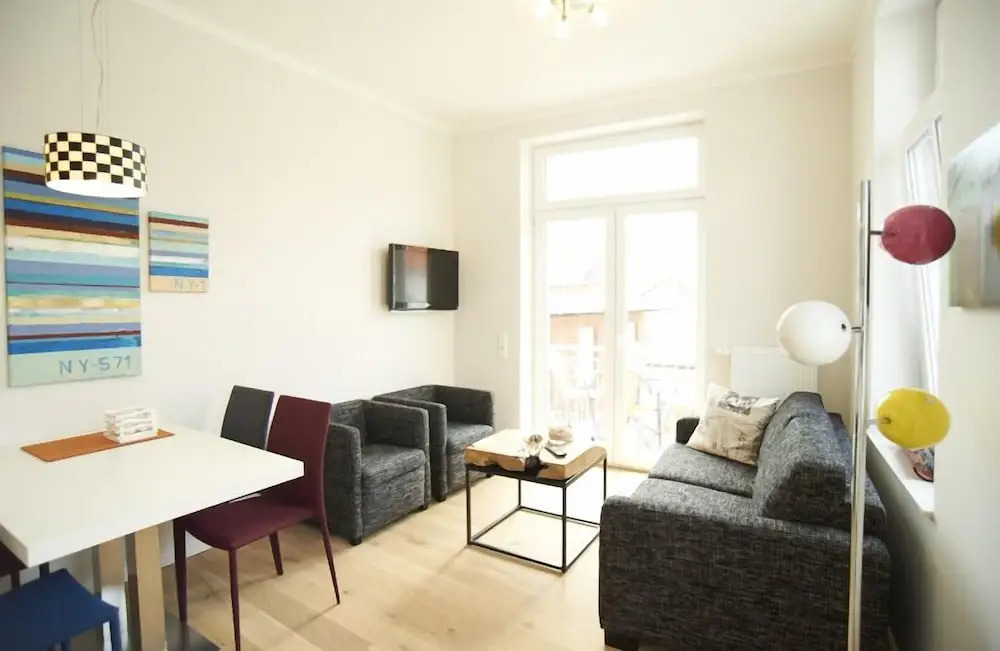 Apartment Eisberg 6 mit Balkon