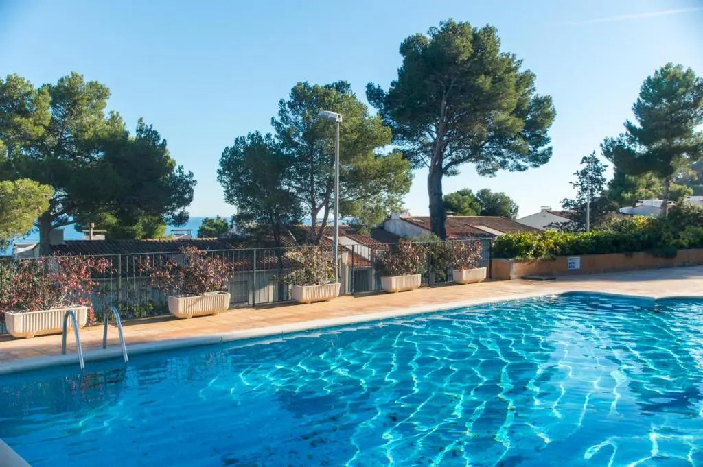 L-1 Calella DE Palafrugell 8 PAX