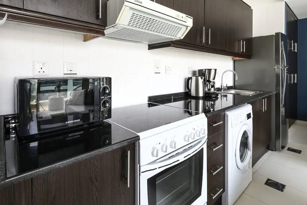 Enticing Studio in Dubai Marina - Next to Beach!