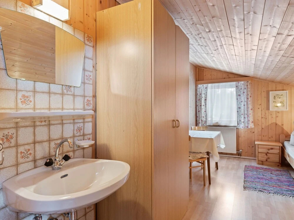 Plush Holiday Home in See im Paznauntal With Balcony