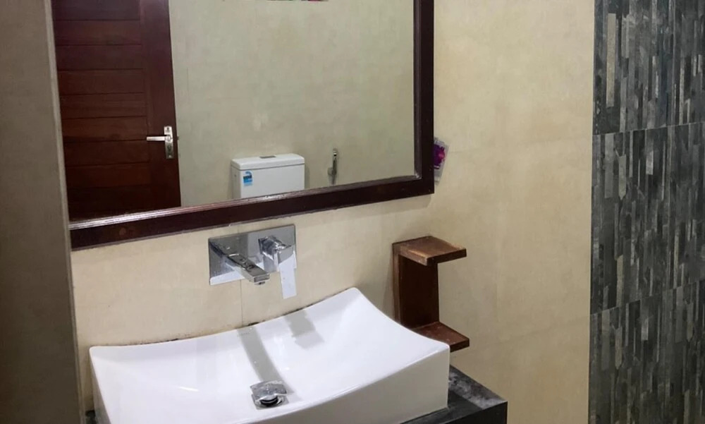 Spacious Stand-alone 2-bed Villa in Galle