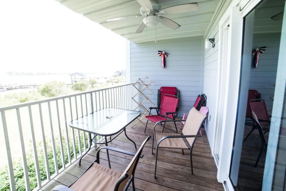Perdido Key Condo #d11 3 Bedrooms 2 Bathrooms Condo