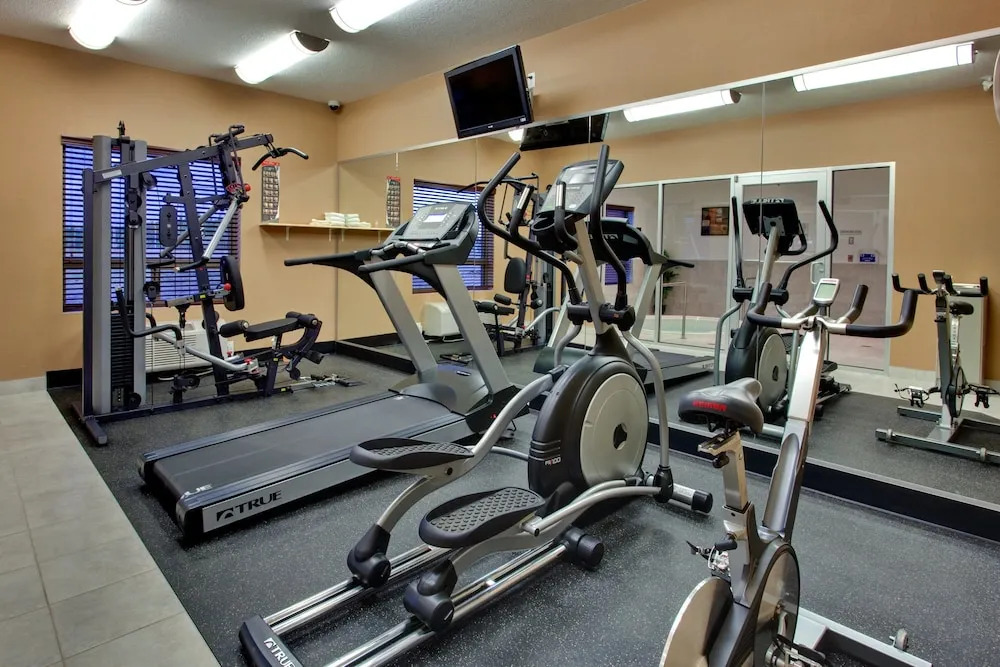 Holiday Inn Express & Suites Whitecourt by IHG