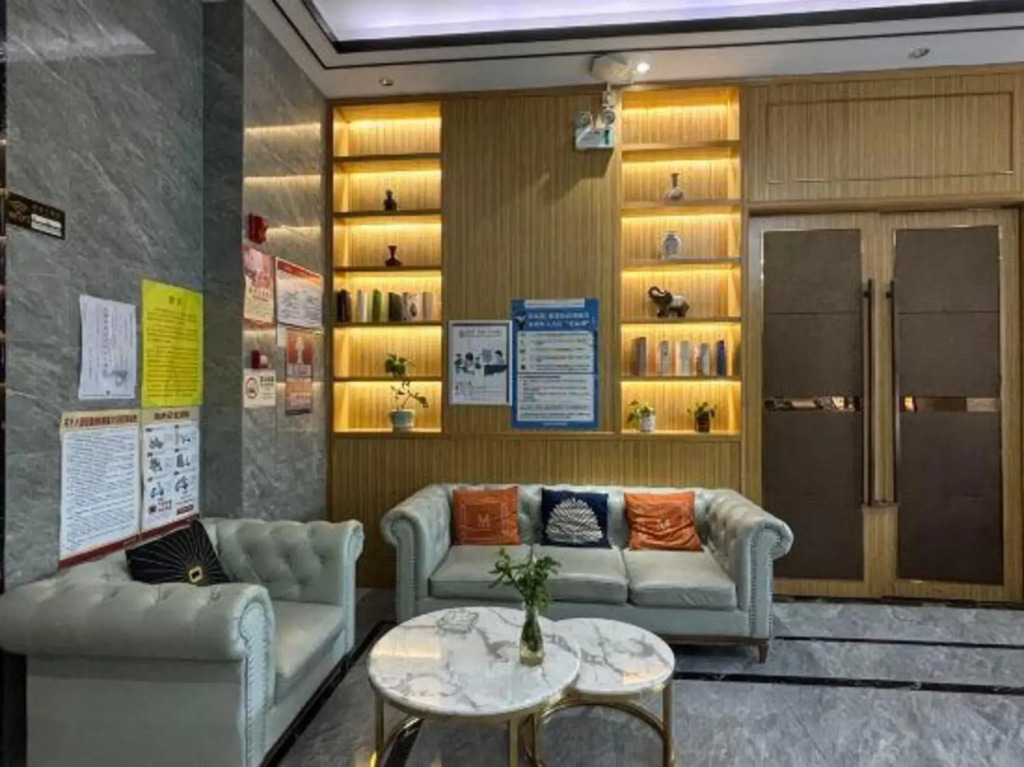Hanru Hotel
