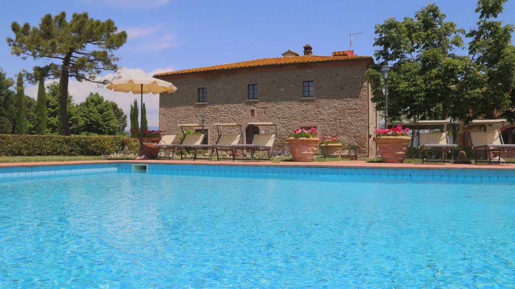 Le Caselle 26, Emma Villas