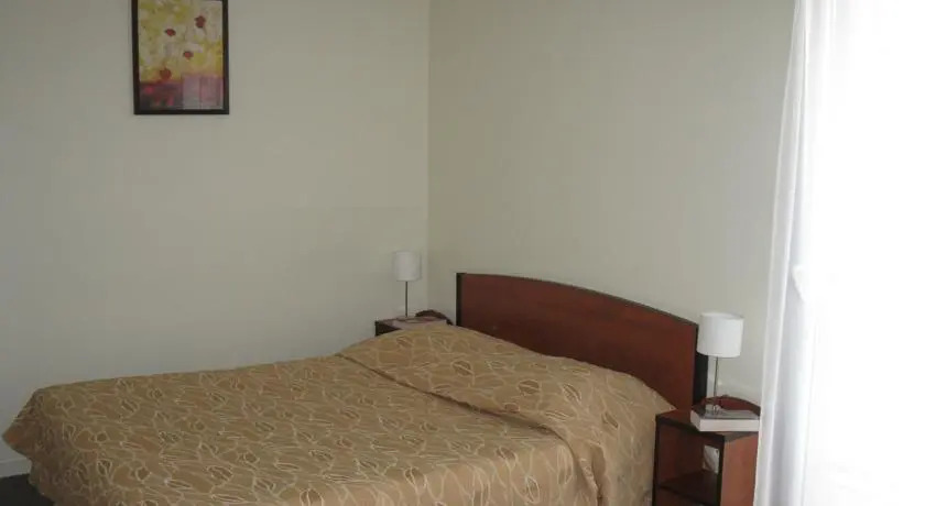 UNIVEA Suites Confort Nantes La Beaujoire