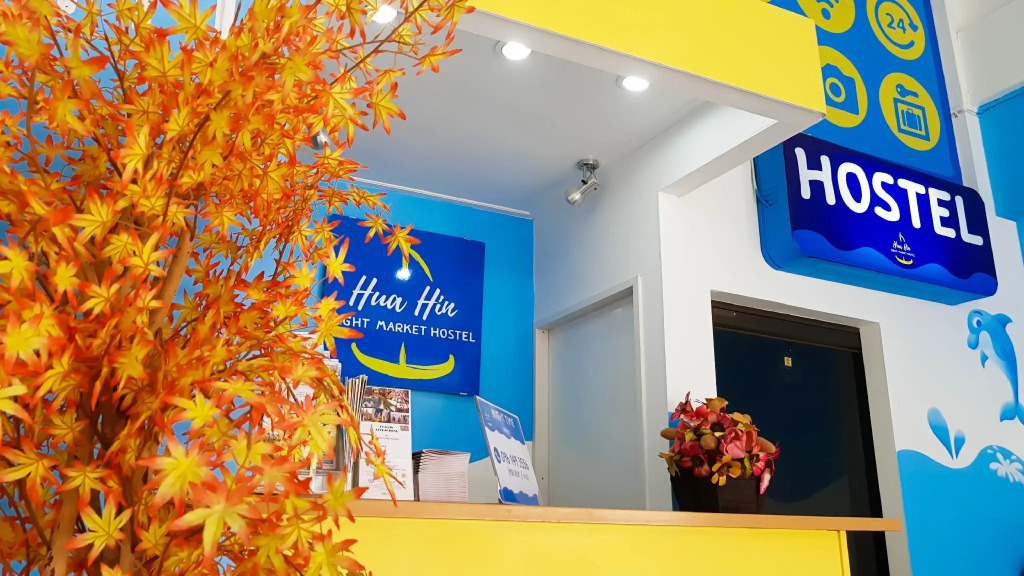 HuaHin Night Market Hostel