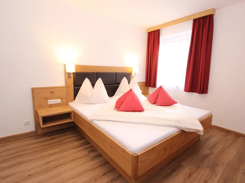 Apartment in Sankt Johann near Ski Area