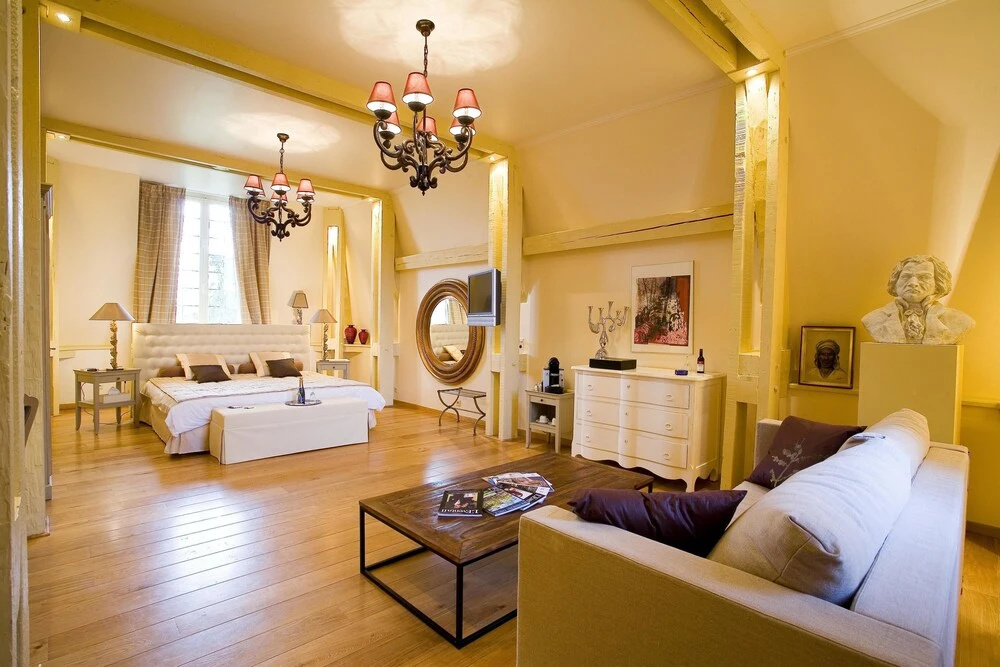 Chateau-Hotel De Belmesnil