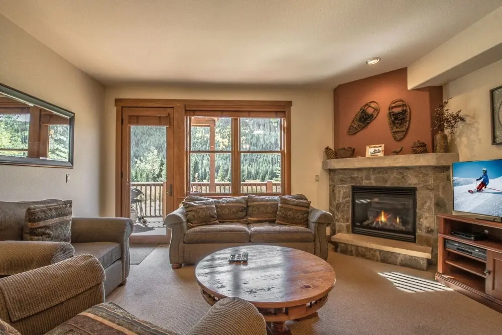 Red Hawk Townhome 2350