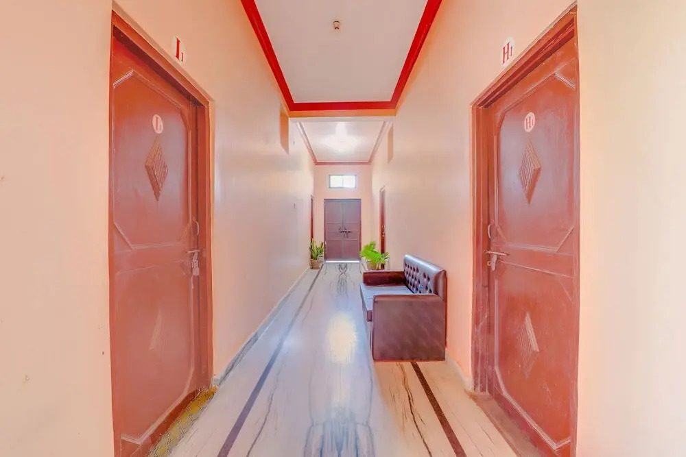 OYO 566 Hotel Dravya Kuteer