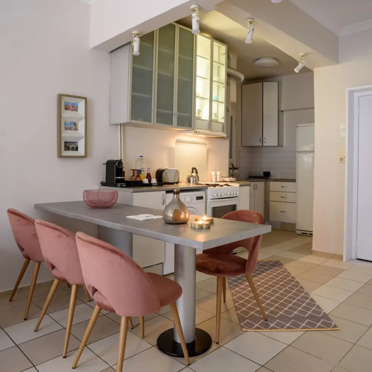 Acropolis Exclusive Studio