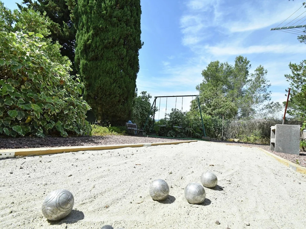 Villa in Fréjus with Pool near Beach