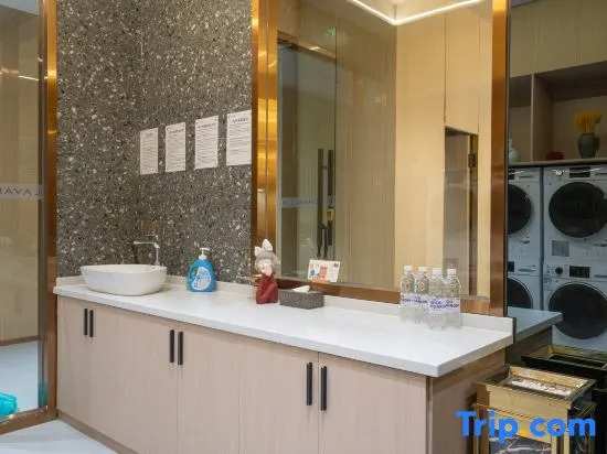 Lavande Hotels Urumqi Diwopu International Airport