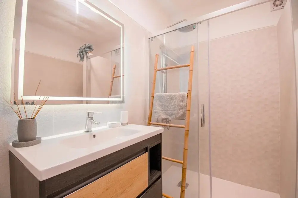 99 ADM Casa Mendes Fabulous Townhouse With Share