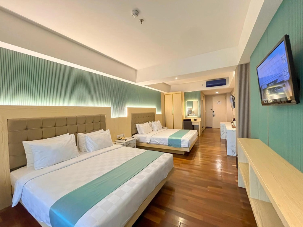 @Hom Platinum Gowongan