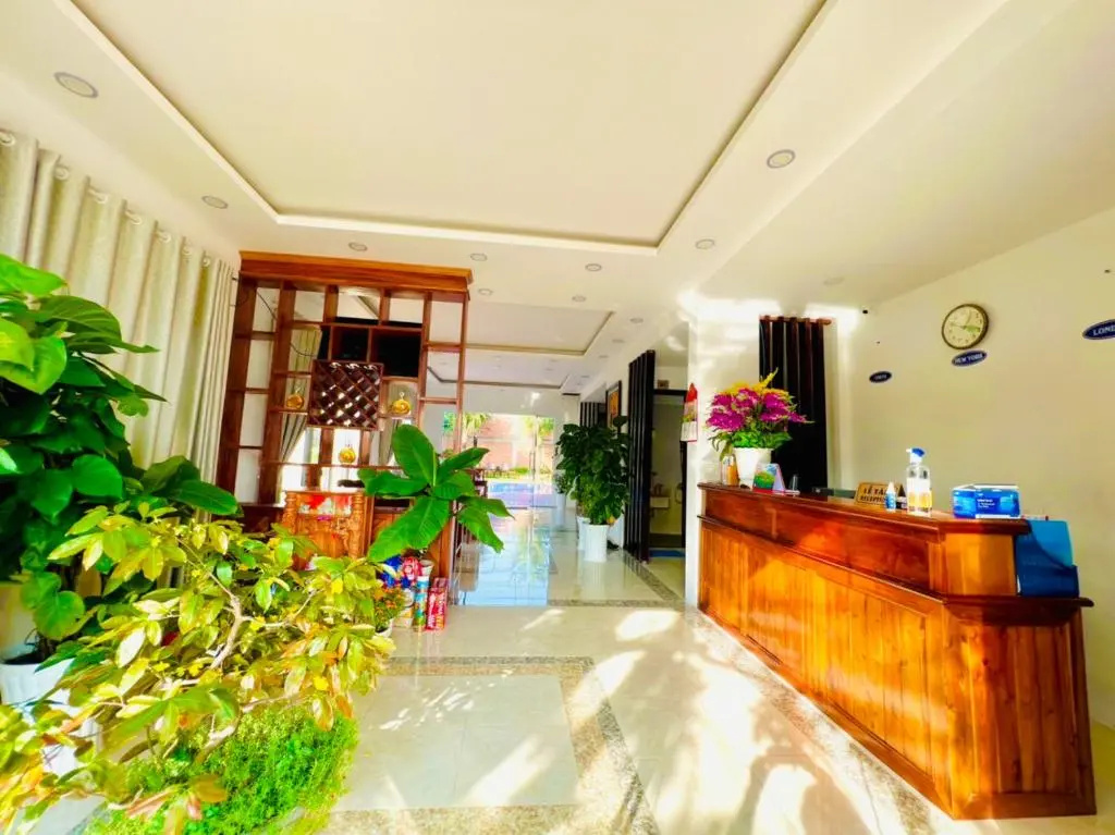Hung Vuong Resort
