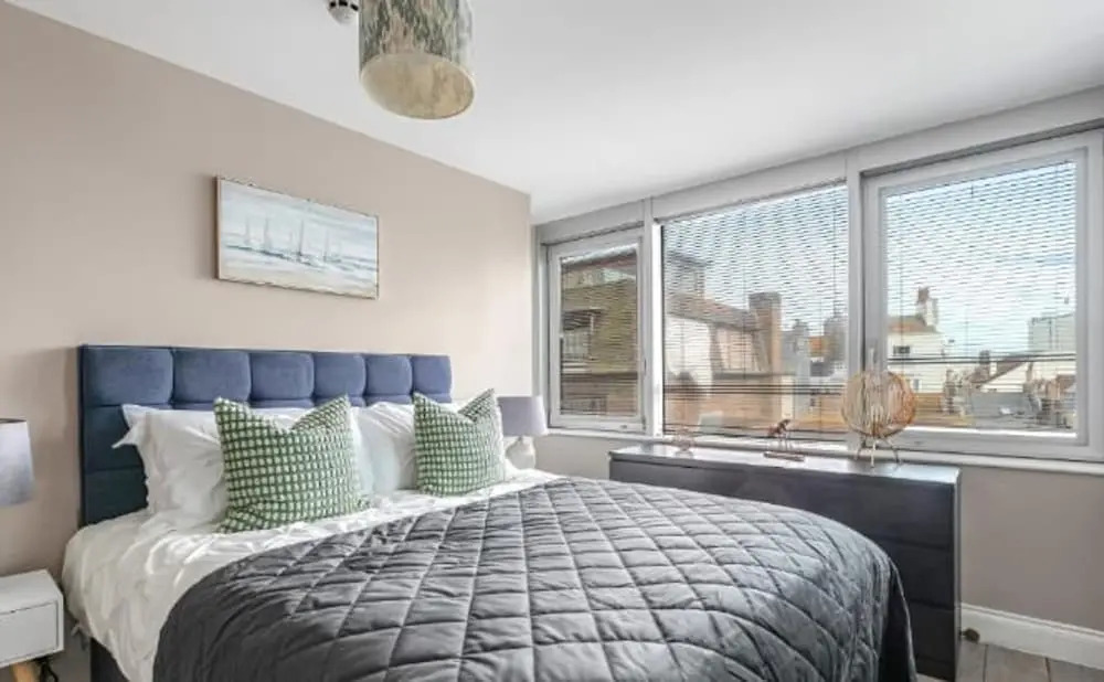 Modern Comfy 5 Location Few Steps From Pier