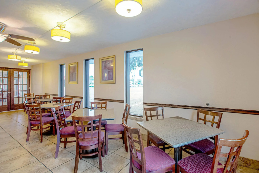 Quality Inn & Suites Live Oak I-10 Exit 283
