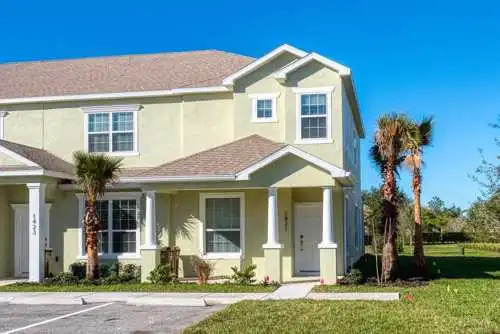 Beautiful 3 Bedroom Suites, 20 Min From Disney